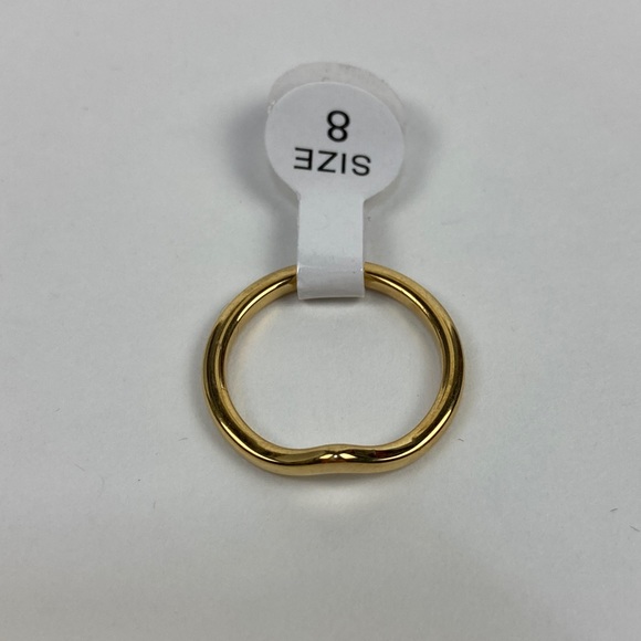 Gold Tone Wave Ring Size 7 1/2 NWT - Picture 6 of 7